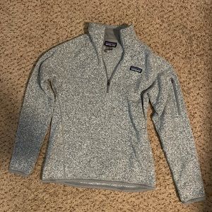 Practically brand new Patagonia fleece!